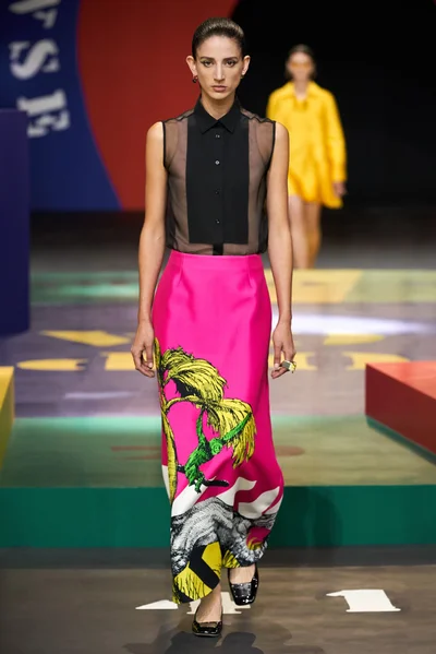 Look 67